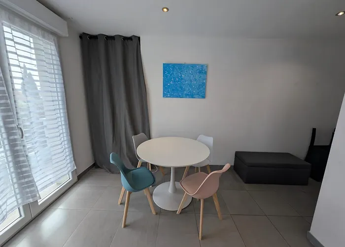 公寓 Appartement Frejus *